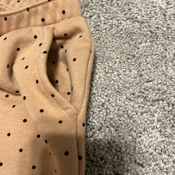 GAP kids tan polka dot pants - Picture 3 of 5